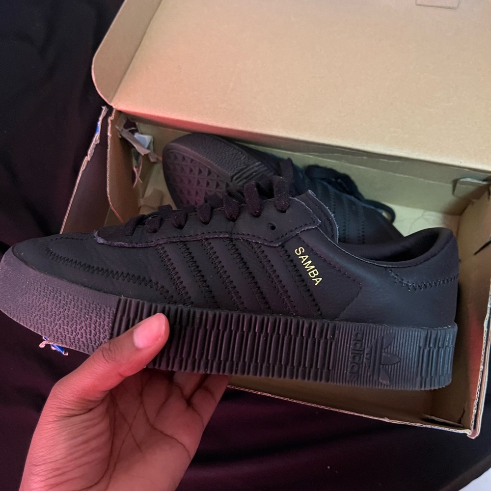 Low top samba adidas